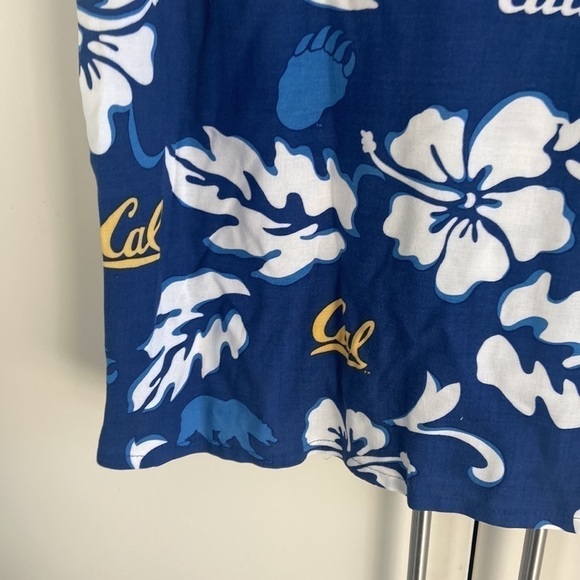 Reyn Spooner NCAA UC Berkeley Golden Bears Hawaiian Shirt - Picture 10 of 11